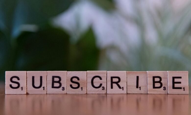 breaking news updates now