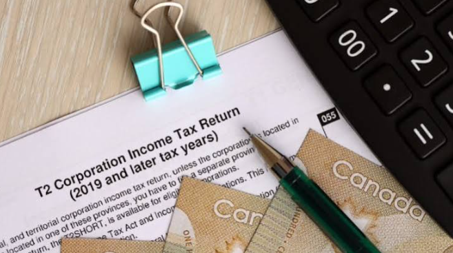 From Year-End to Notice of Assessment: How a T2 Return Gets Filed in Toronto